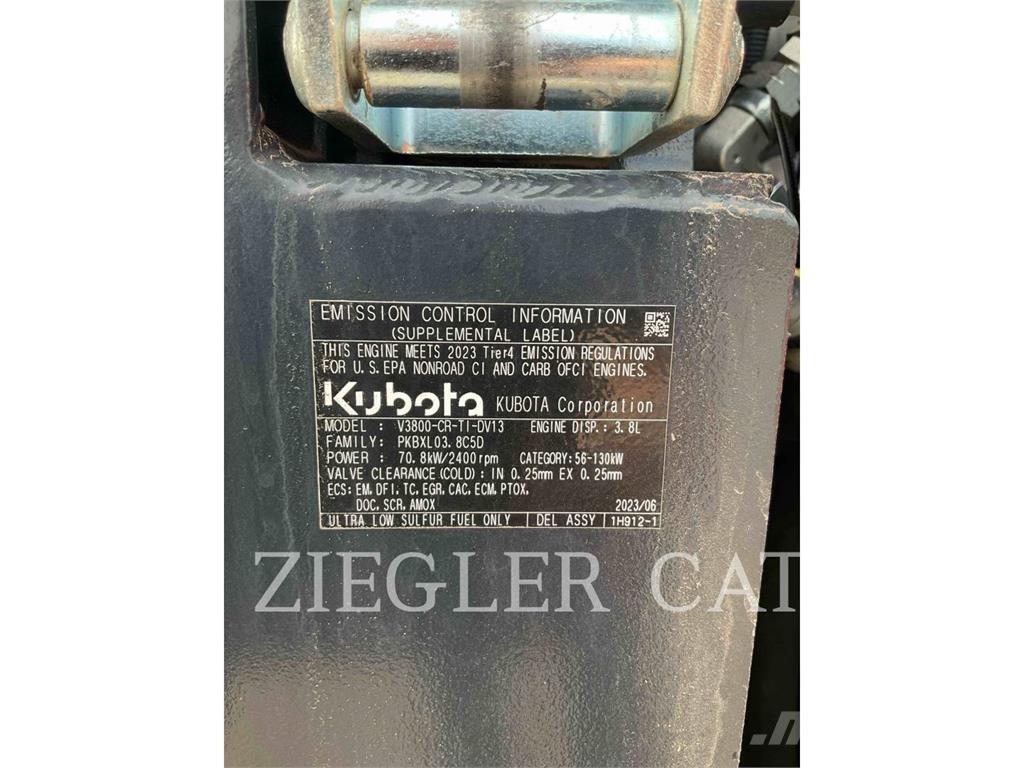 Kubota SVL97 Гусеничные фронтальные погрузчики
