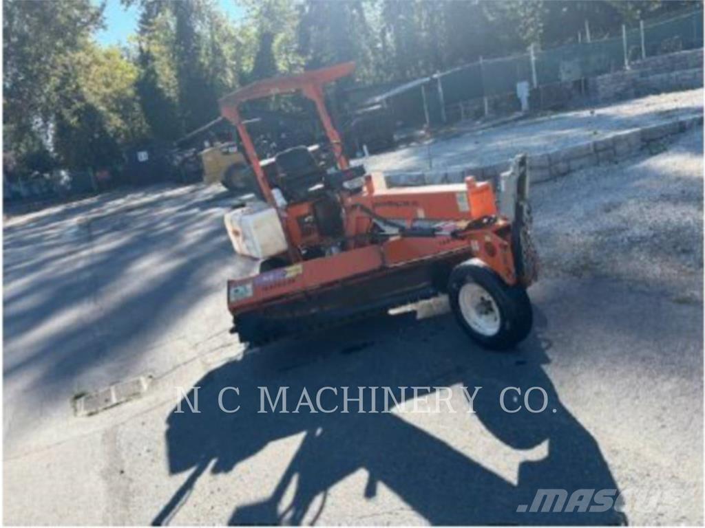 Lay-Mor SM300 Навесные щетки