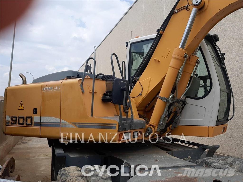 Liebherr A900 Колёсные экскаваторы