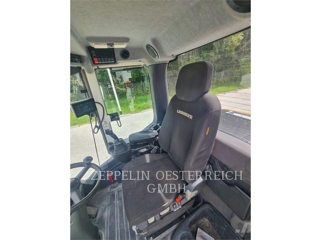 Liebherr L526 Фронтальные погрузчики