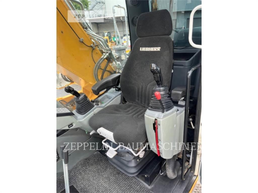 Liebherr R926 Гусеничные экскаваторы