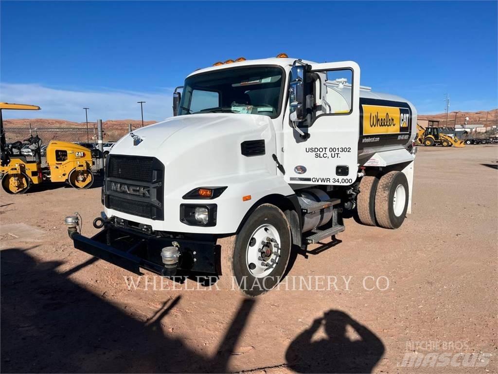 Mack WT2000 A Грузовики-цистерны