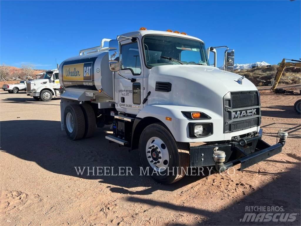 Mack WT2000 A Грузовики-цистерны
