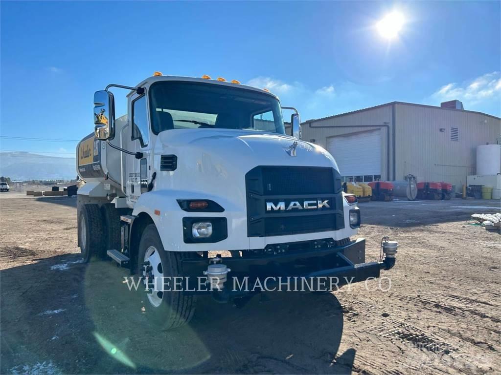 Mack WT2000 A Грузовики-цистерны