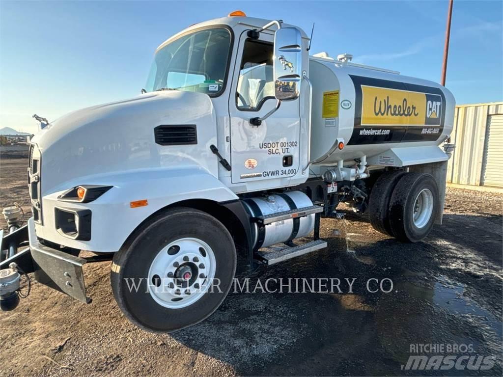 Mack WT2000 A Грузовики-цистерны