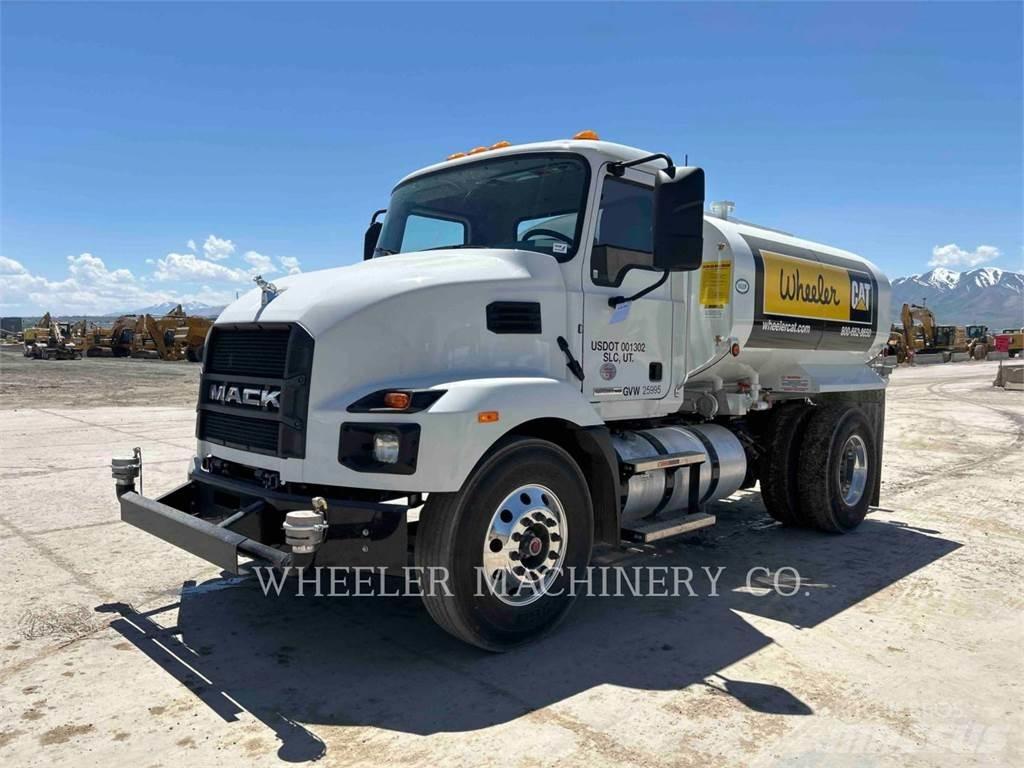 Mack WT2000 A Грузовики-цистерны