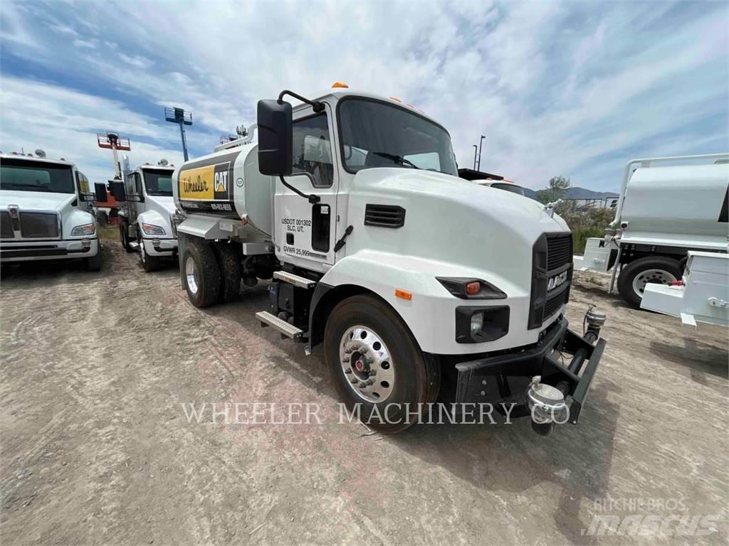 Mack WT2000 A Грузовики-цистерны