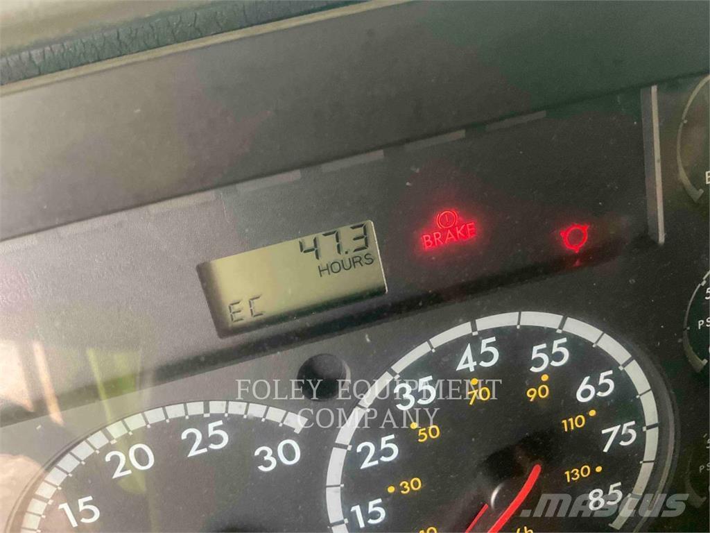 Manitex 2892C Специальные грузовики