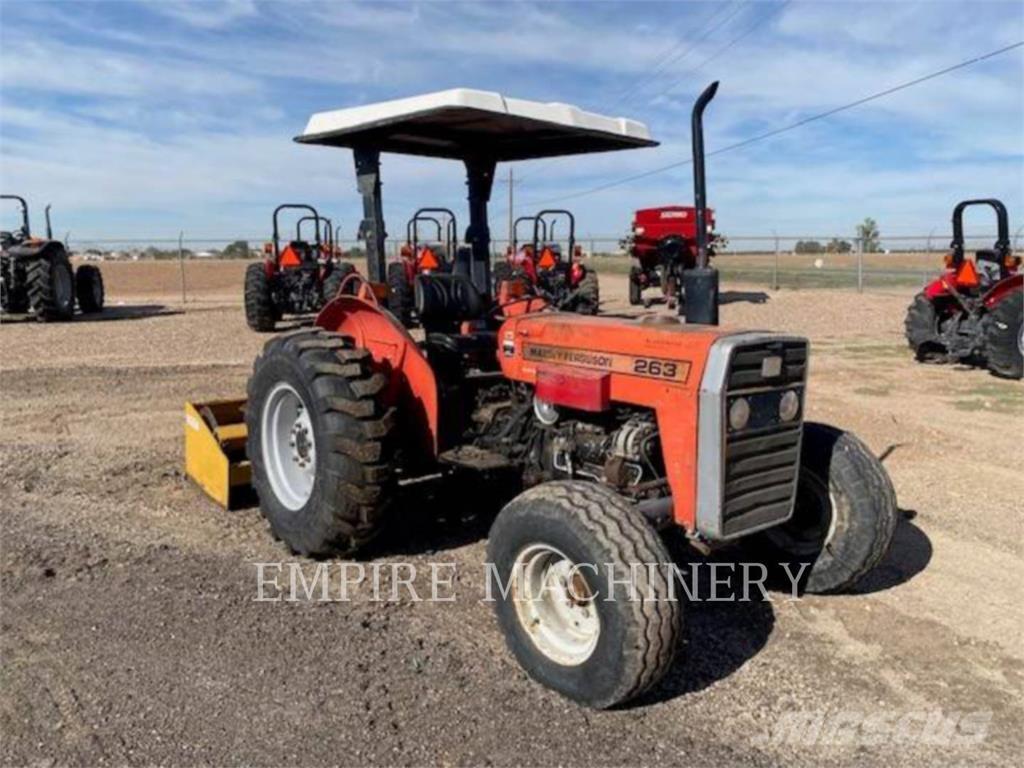 Massey Ferguson MF263 Трактора