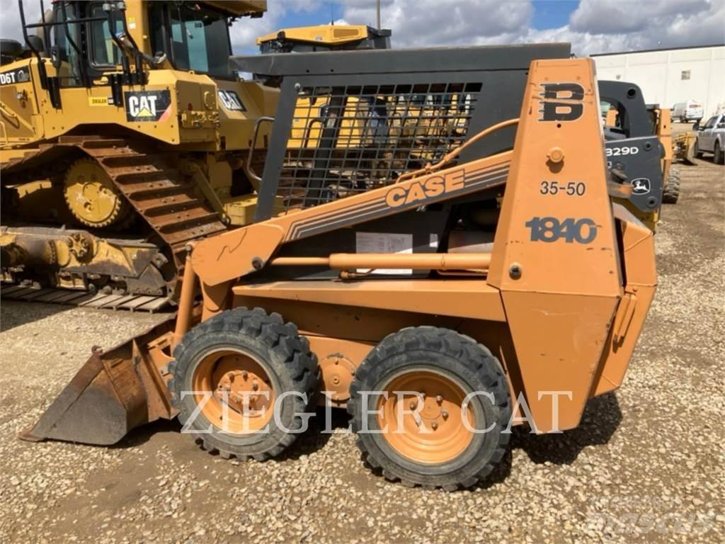 New Holland 1840 Мини-погрузчики