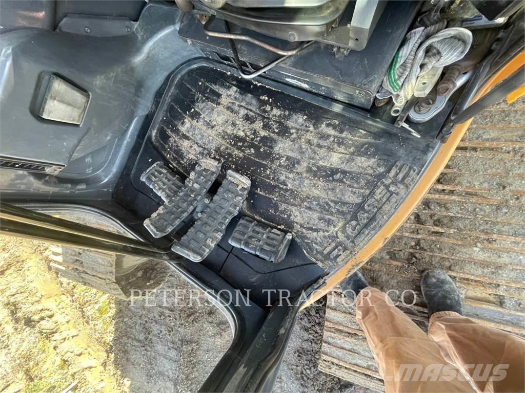New Holland CX225 Гусеничные экскаваторы