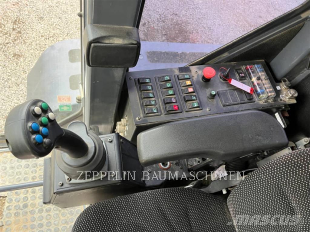 Nobas GMBH BG190T/TA- Грейдеры