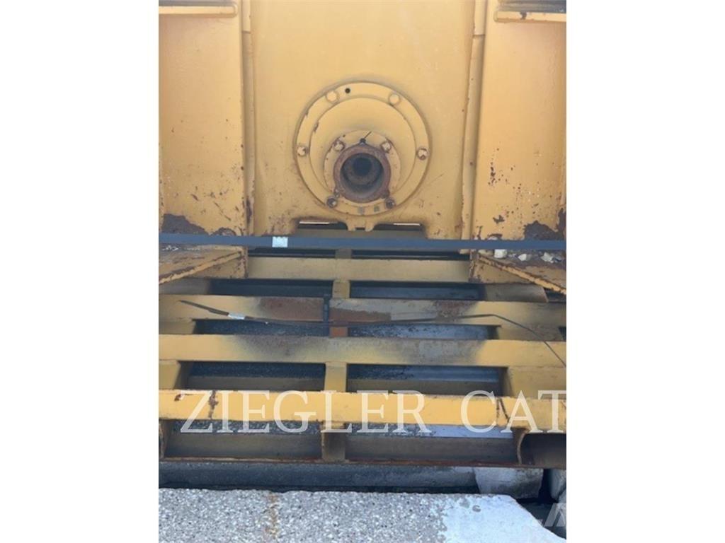 Paccar INC. PA56 Гусеничные бульдозеры