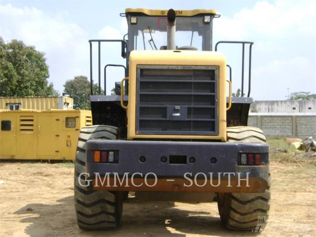 SEM CO. LTD 658C Фронтальные погрузчики