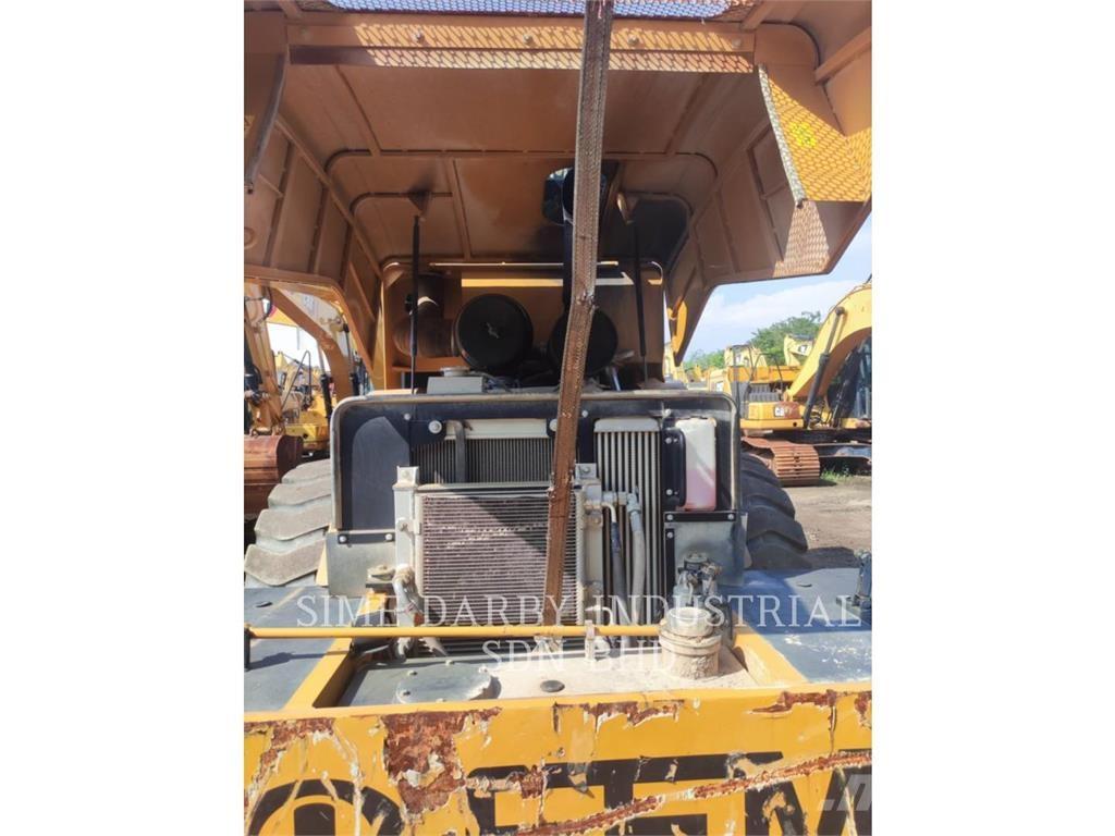 SEM MACHINERY SEM 522 Уплотнители грунта