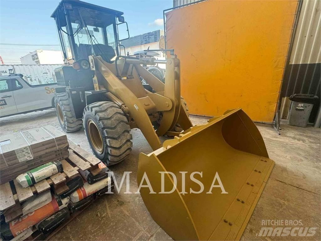SEM MACHINERY SEM618D Фронтальные погрузчики