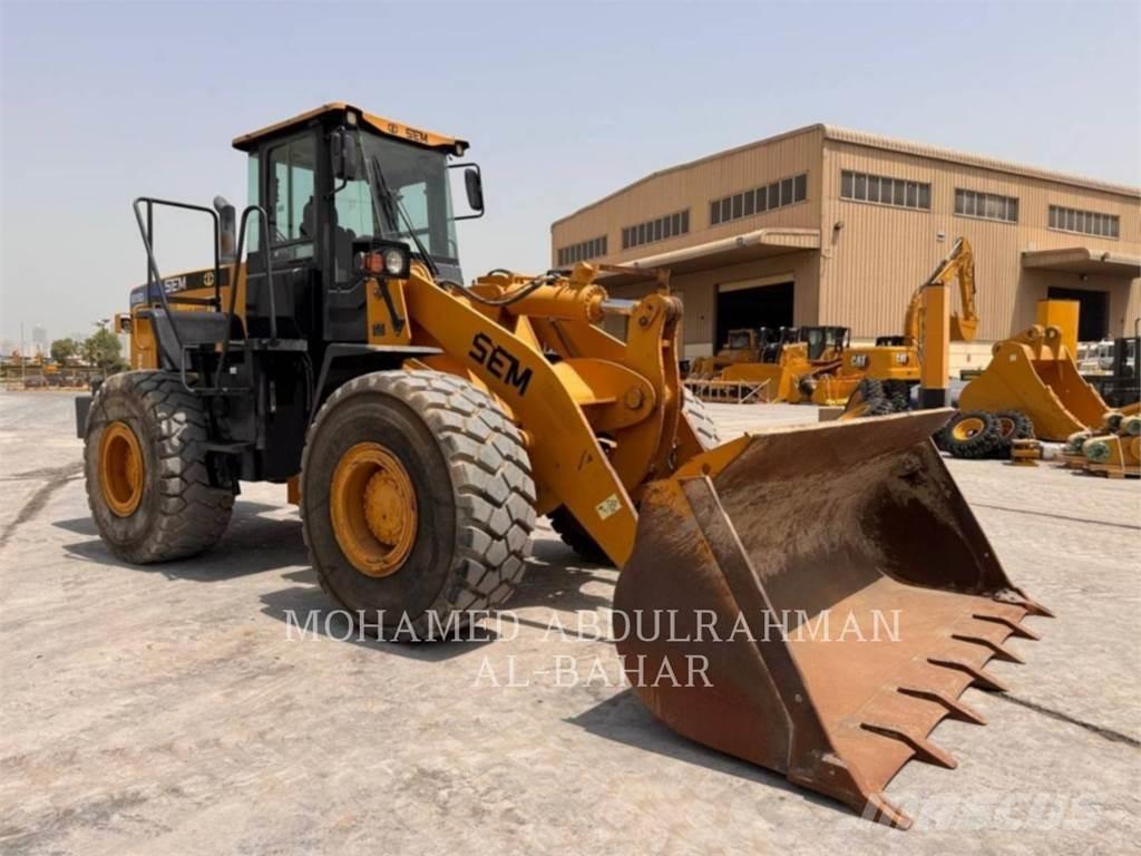 SEM MACHINERY SEM655D Фронтальные погрузчики