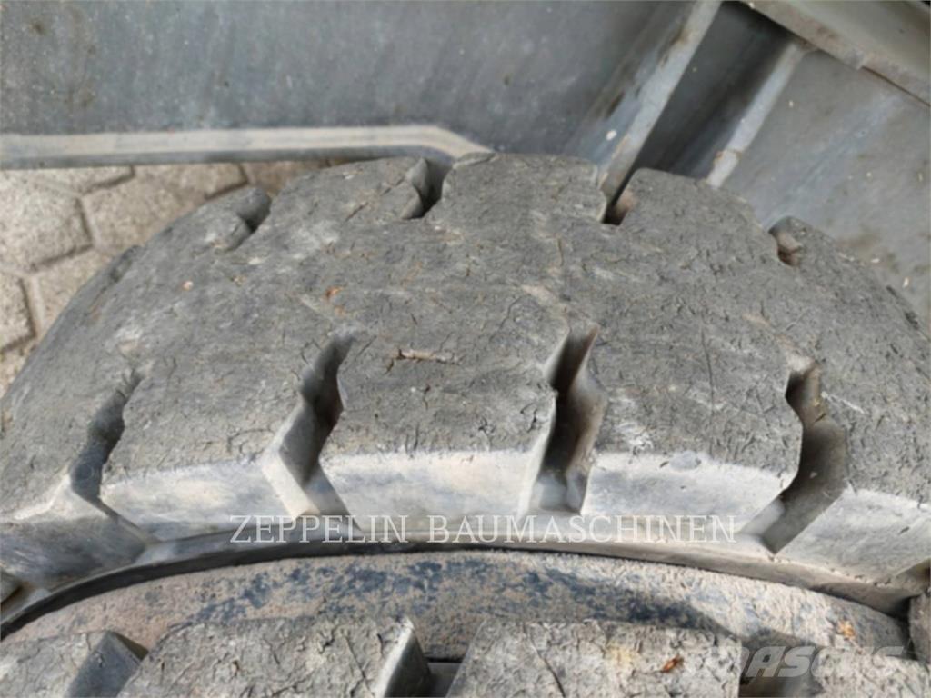 Sennebogen 818 Экскаваторы для разрушения