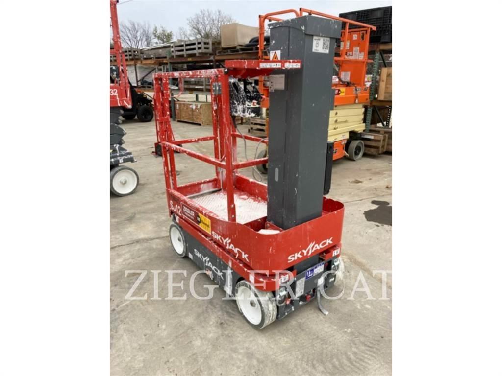 Skyjack SJ12 Ножничные подъемники