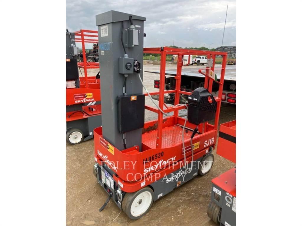 Skyjack SJ16 Ножничные подъемники