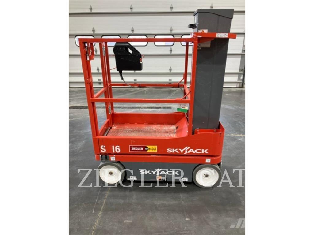 Skyjack SJ16 Ножничные подъемники