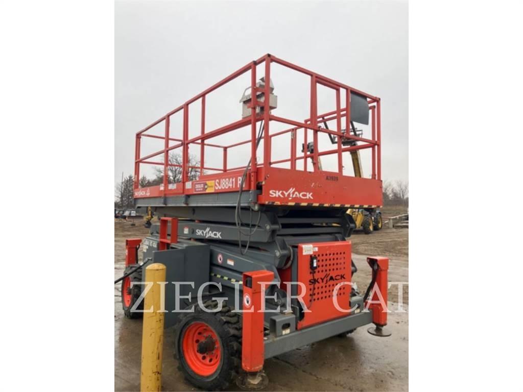 Skyjack SJ8841 Ножничные подъемники