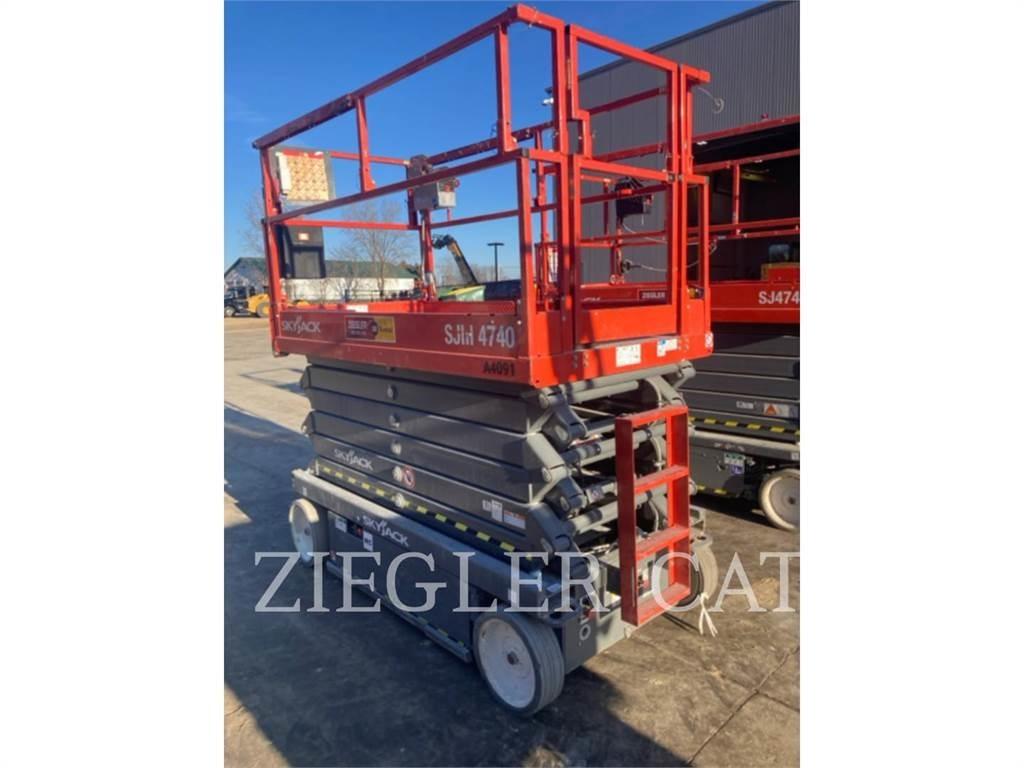 Skyjack SJIII4740 Ножничные подъемники
