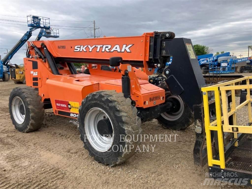 SkyTrak 8042O Телескопические погрузчики