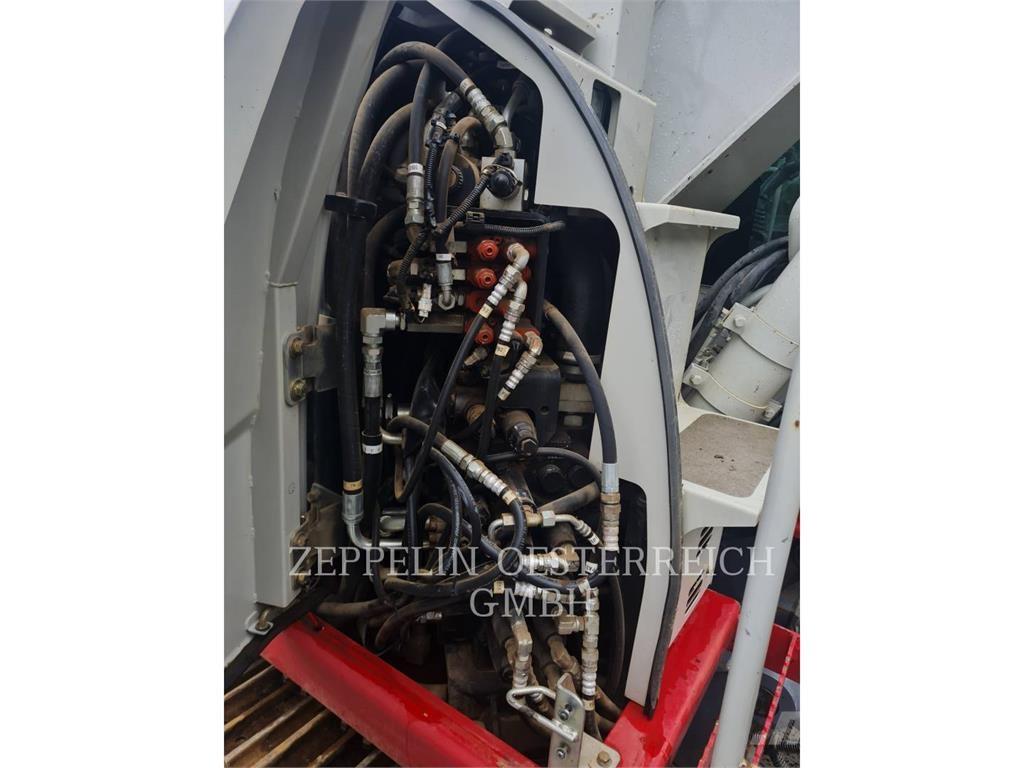 Takeuchi TB2150R Гусеничные экскаваторы