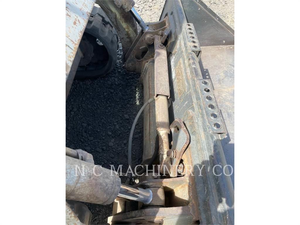 Takeuchi TL230 Мини-погрузчики