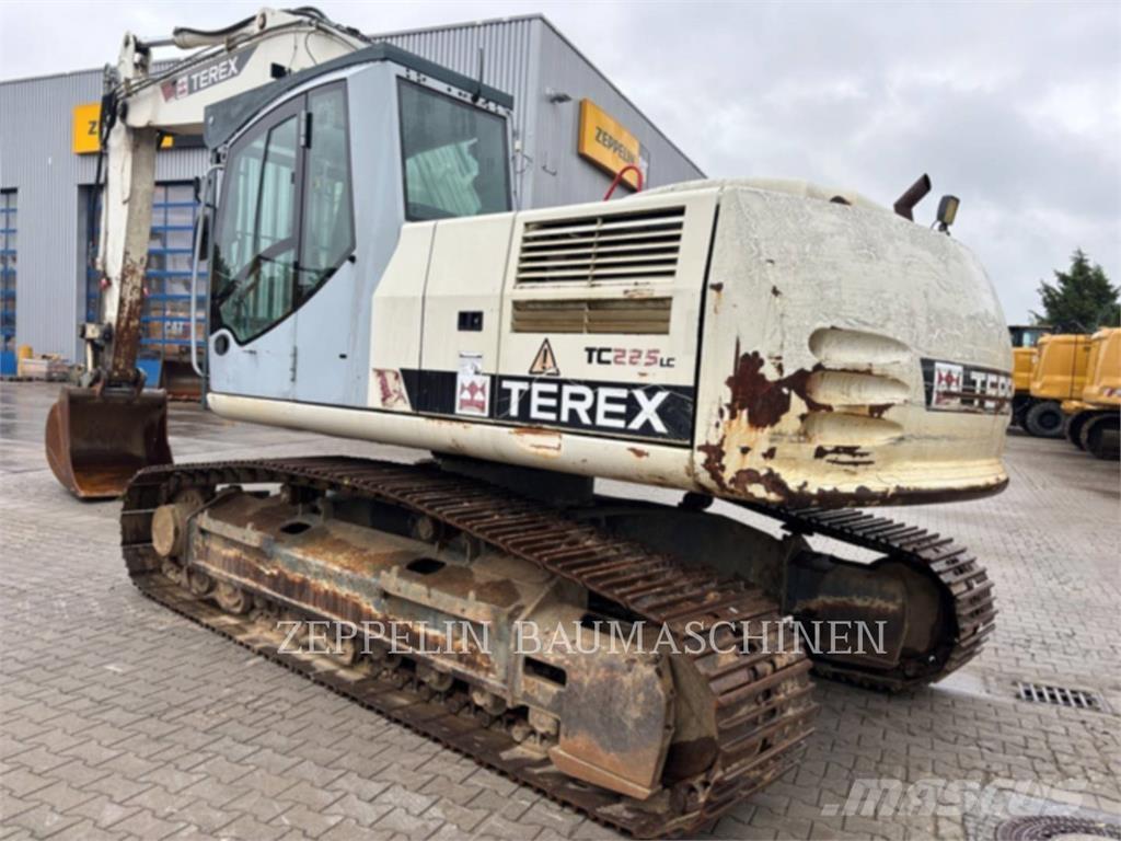 Terex TC225LC Гусеничные экскаваторы