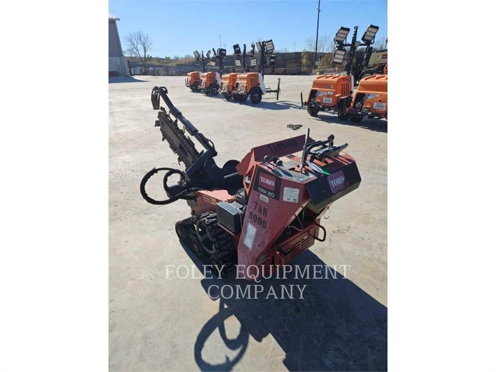 Toro TRX20 Траншеекопатели