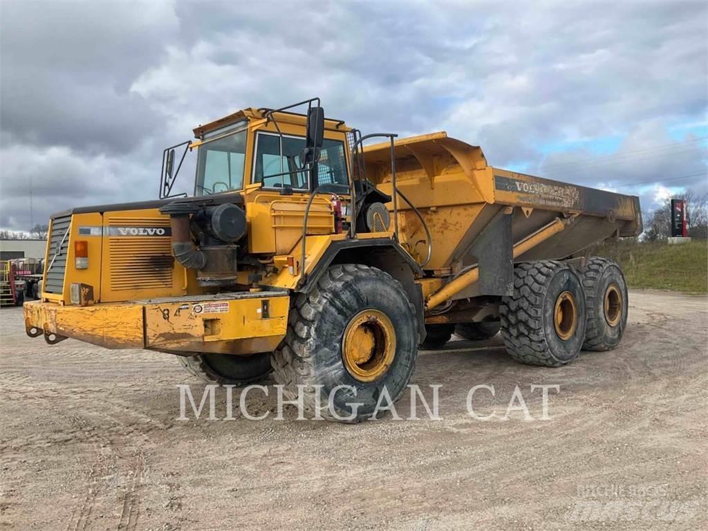 Volvo A40C Шарнирно-сочленённые самосвалы