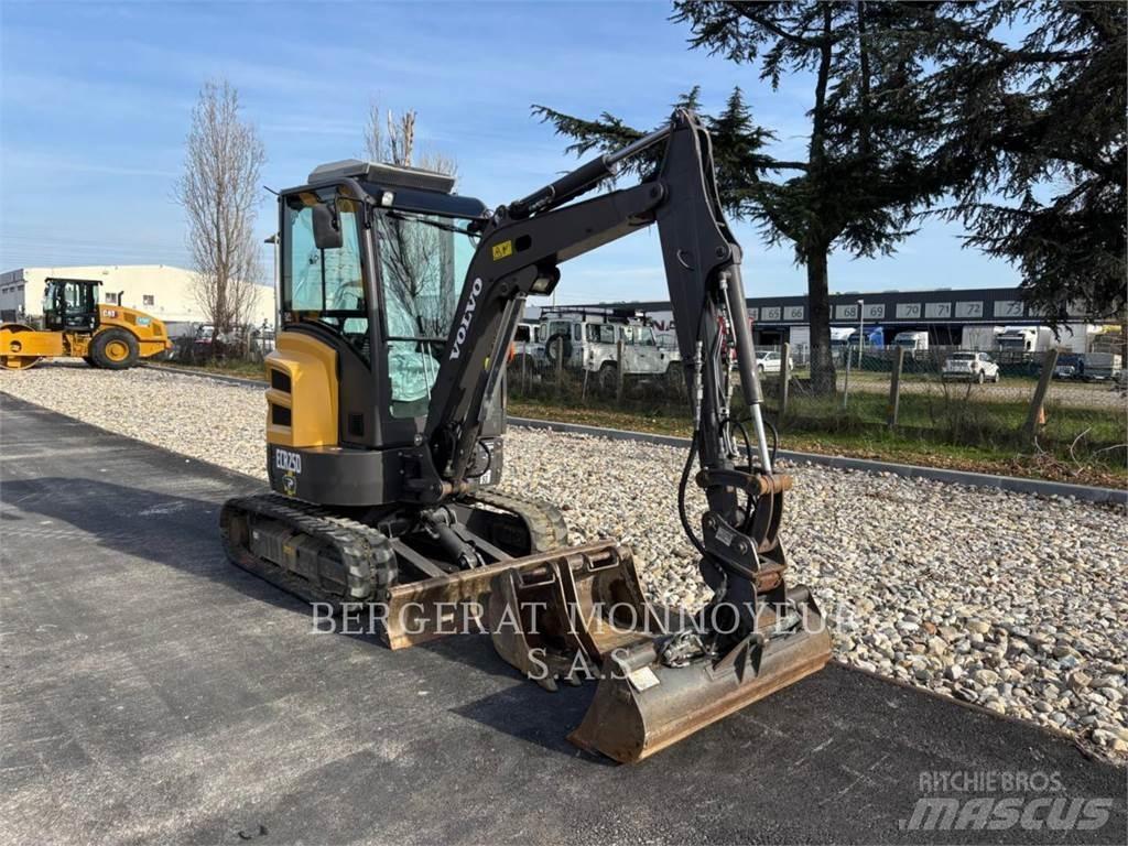 Volvo ECR25D Гусеничные экскаваторы