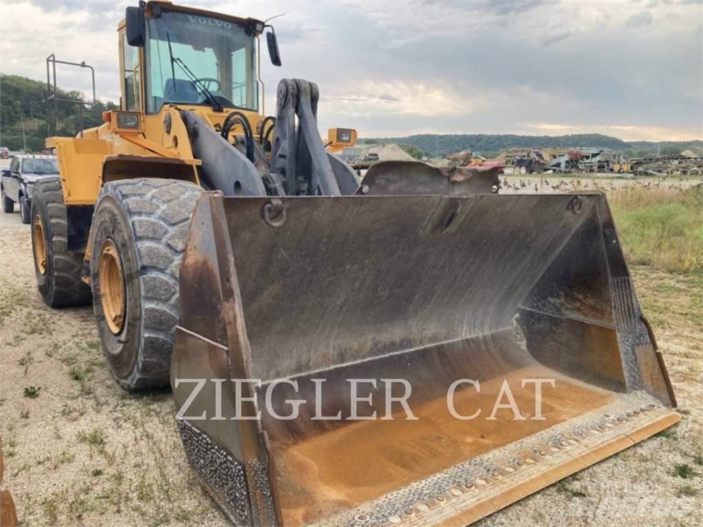 Volvo L220E Фронтальные погрузчики