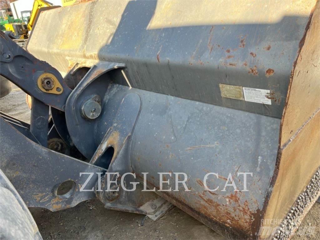 Volvo L220E Фронтальные погрузчики