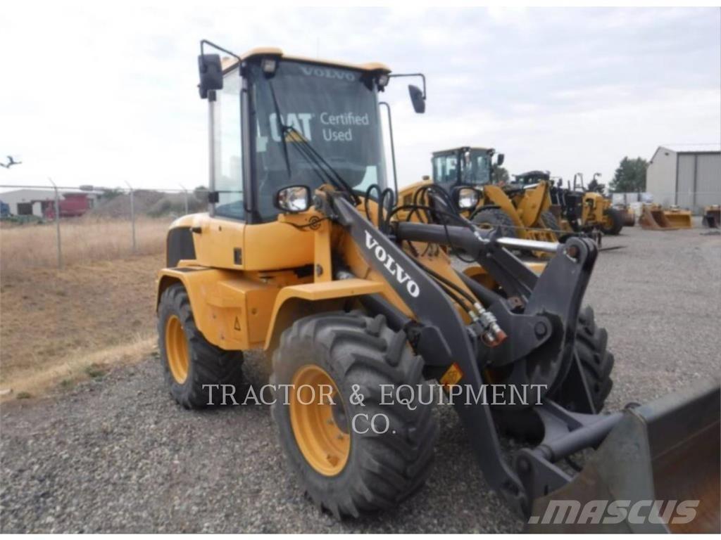 Volvo L30GS Фронтальные погрузчики