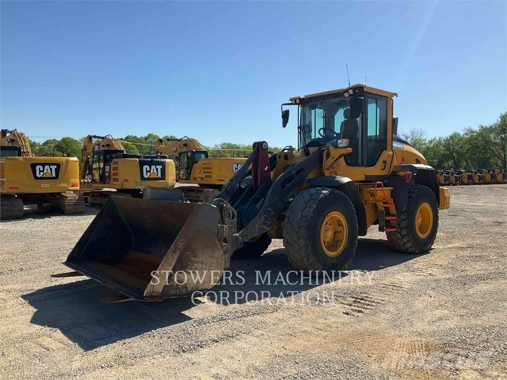 Volvo L60H. Фронтальные погрузчики