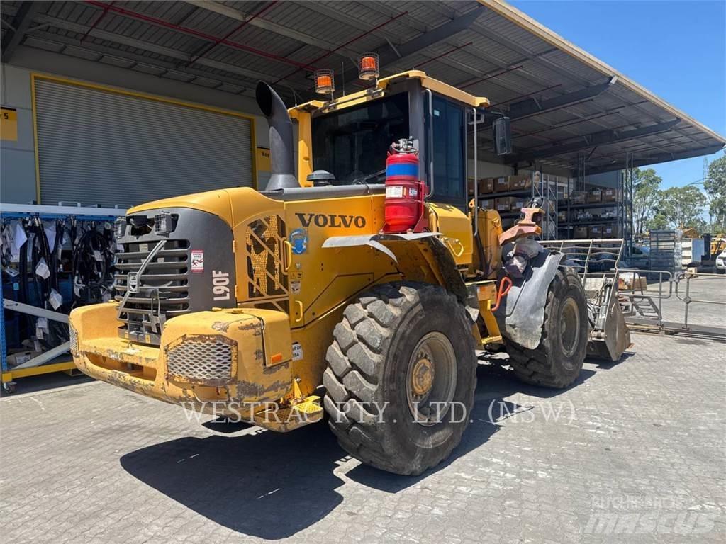 Volvo L90F Фронтальные погрузчики