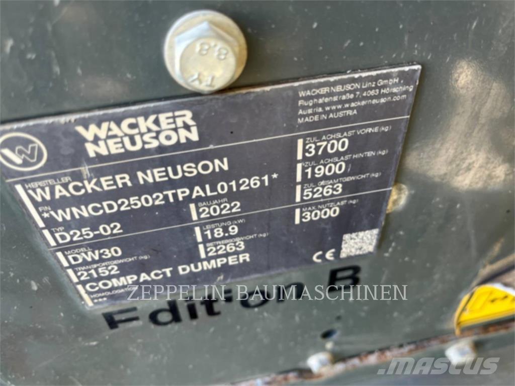 Wacker DW30 Шарнирно-сочленённые самосвалы