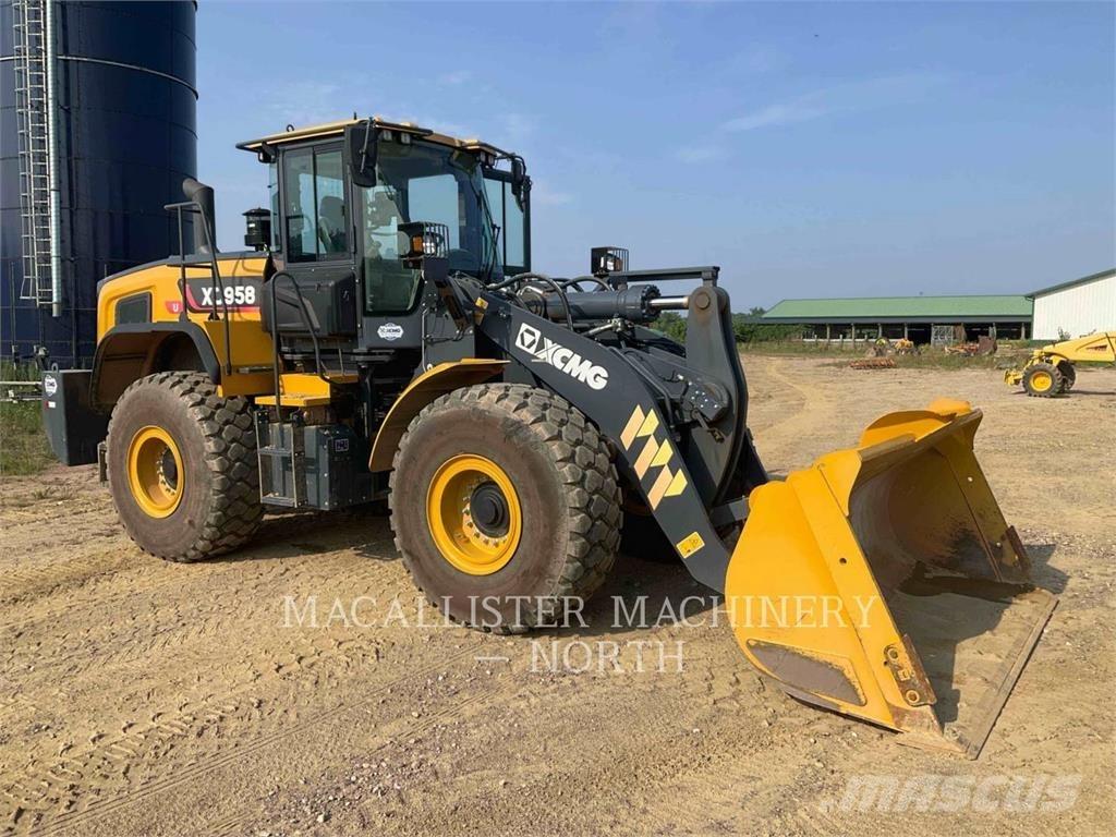 XCMG XC958U Фронтальные погрузчики