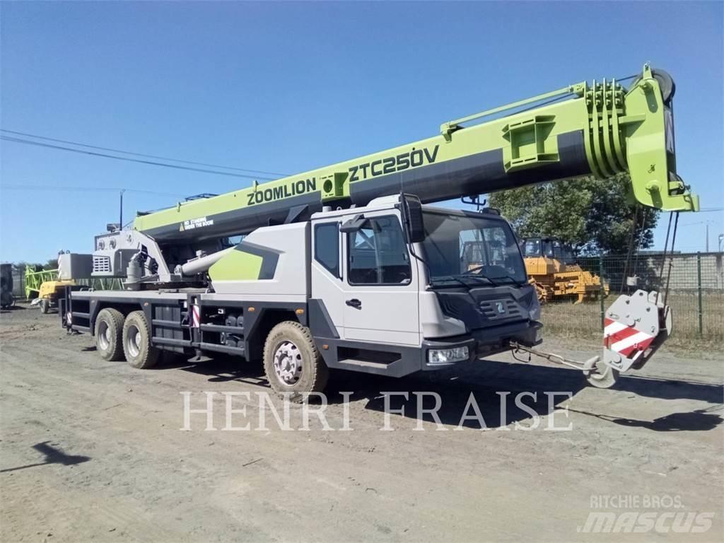Zoomlion ZTC250V31 Автокраны