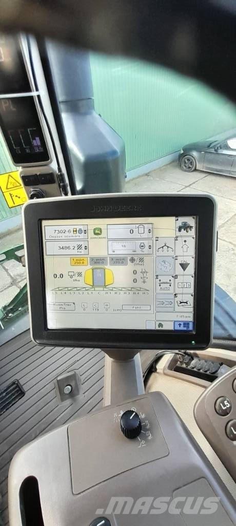 John Deere R 4038 Самоходные опрыскиватели
