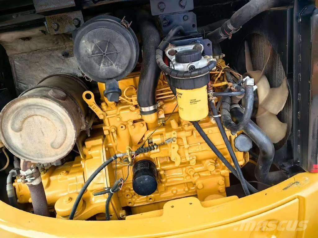CAT 304 Мини-экскаваторы
