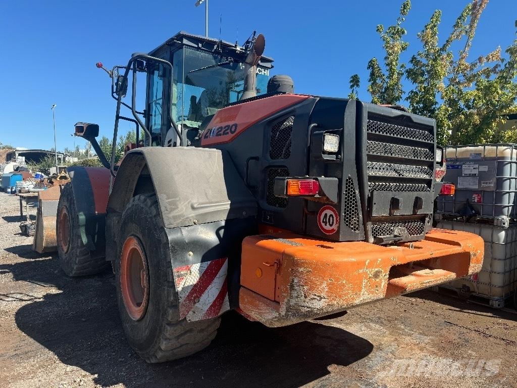 Hitachi ZW 220-3 Фронтальные погрузчики