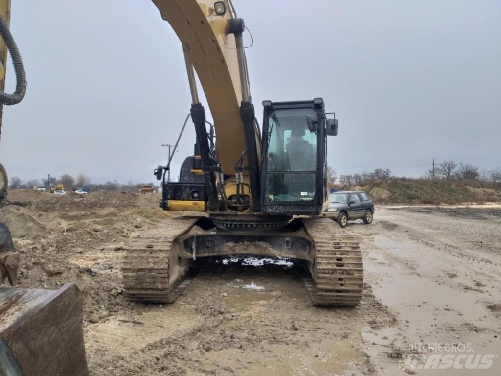 CAT 336 D2 Гусеничные экскаваторы