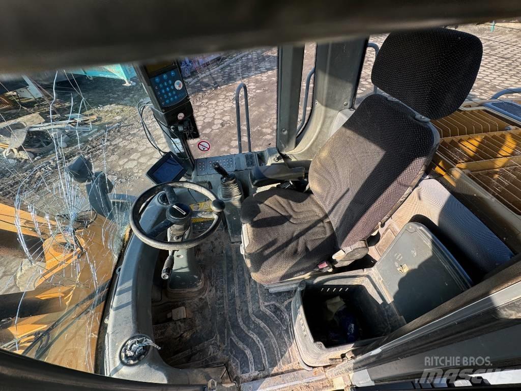 Liebherr L 556 Фронтальные погрузчики