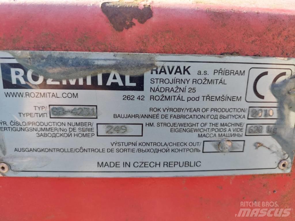 Rozmital SB 4631 Рядковые косилки