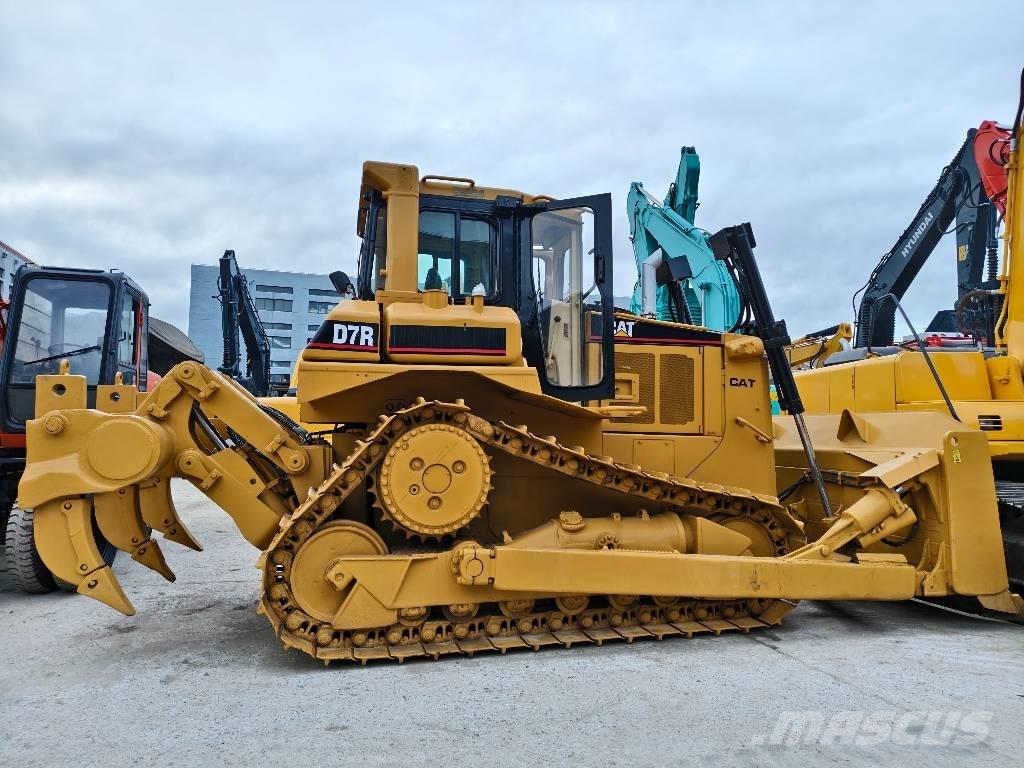 CAT D 7 R Гусеничные бульдозеры