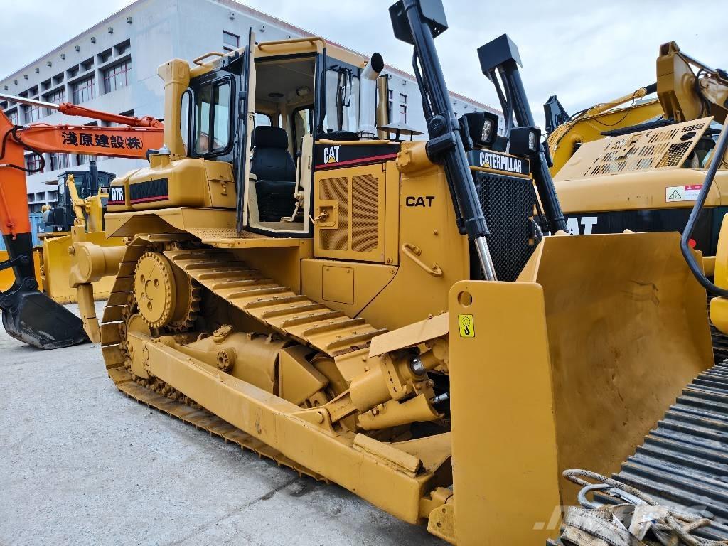 CAT D 7 R Гусеничные бульдозеры